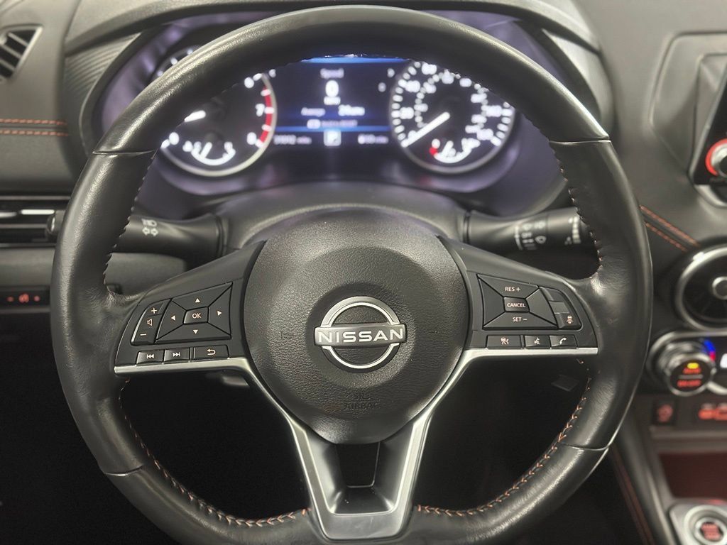 Used 2025 Nissan Sentra SR w/ SR Premium Package FWD image 5