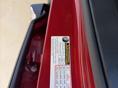 New 2026 Nissan Pathfinder Platinum image 34