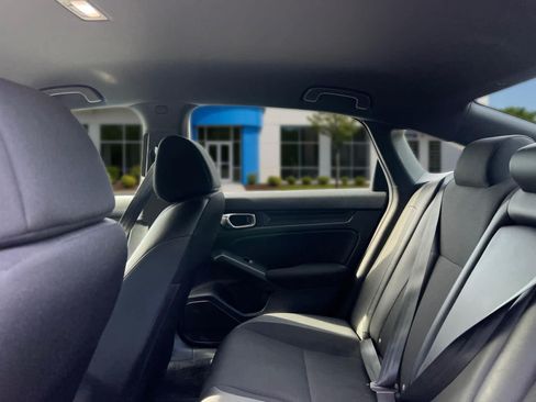 Used 2025 Honda Civic Sport image 26