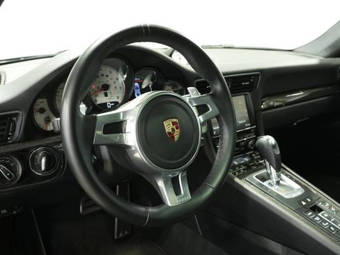 Certified 2014 Porsche 911 Turbo S image 4