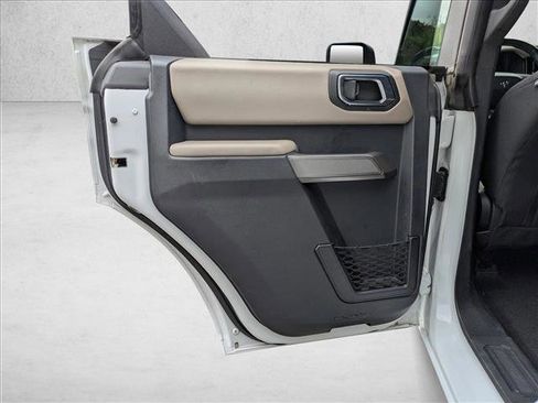 Used 2022 Ford Bronco Wildtrak image 16