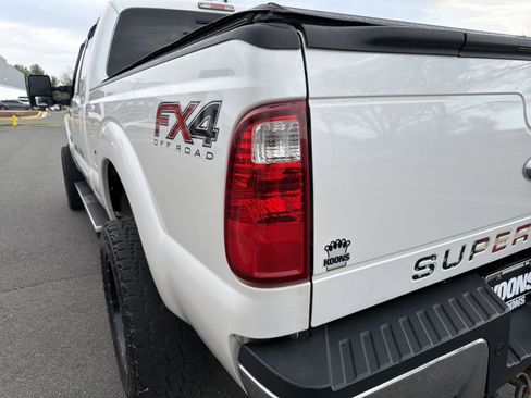 Used 2016 Ford F250 Lariat w/ Lariat Ultimate Package image 19