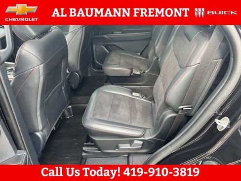 Used 2025 Ford Explorer ST AWD/4WD image 25