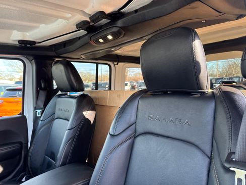 Used 2024 Jeep Wrangler Sahara w/ Dual Top Group image 14