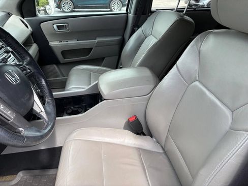 Used 2015 Honda Pilot Touring image 11