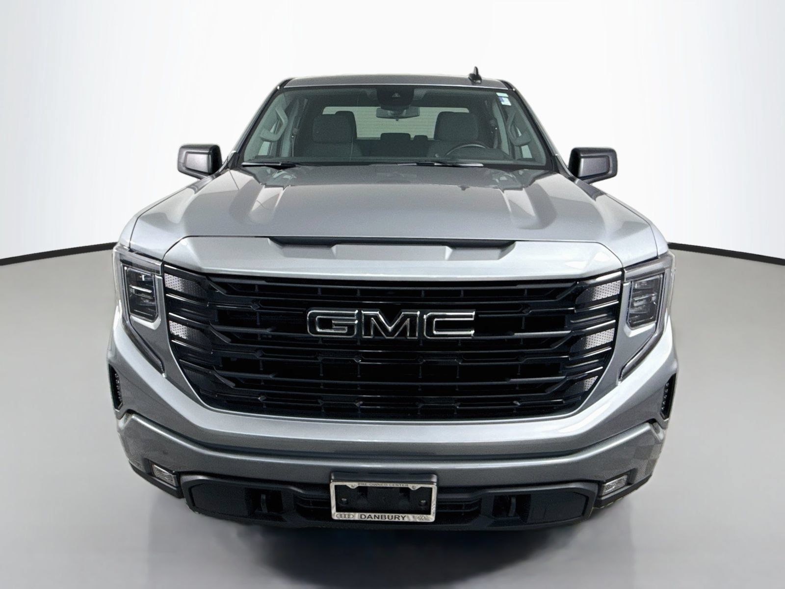 Used 2024 GMC Sierra 1500 Elevation w/ LPO, Elevation Black Package AWD/4WD image 6