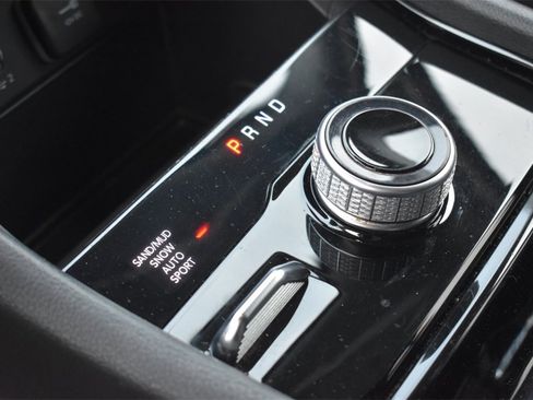 Used 2023 Jeep Grand Cherokee L Limited image 29