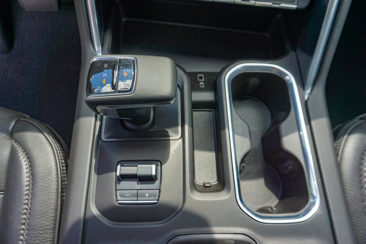 Used 2023 GMC Sierra 1500 Denali w/ Technology Package AWD/4WD image 25