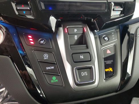 New 2026 Honda Odyssey Touring image 20