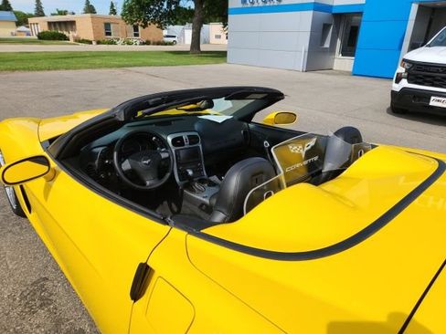 Used 2006 Chevrolet Corvette Convertible w/ Preferred Equipment Group RWD image 40