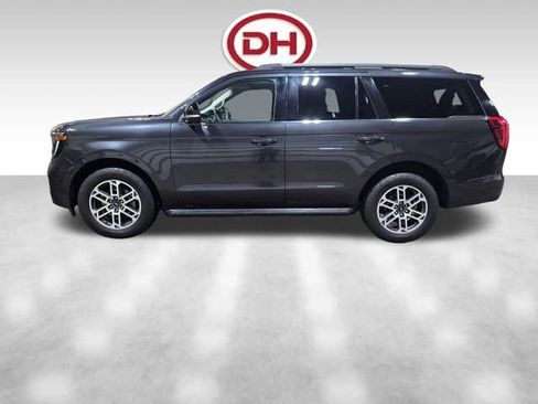 Used 2025 Ford Expedition Active AWD/4WD image 10