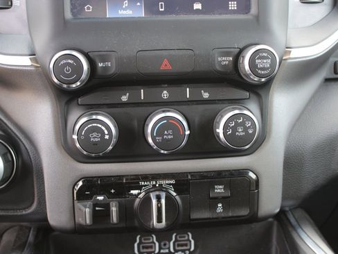 Used 2024 RAM 1500 Big Horn w/ Trailer Tow Group image 20