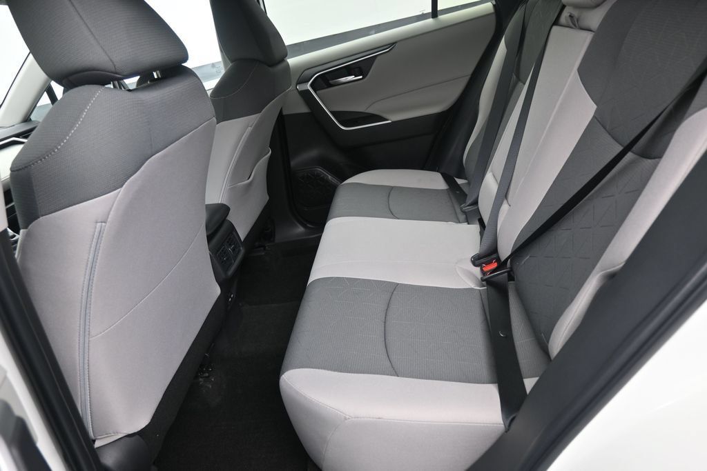 Used 2025 Toyota RAV4 XLE w/ Convenience Package FWD image 14