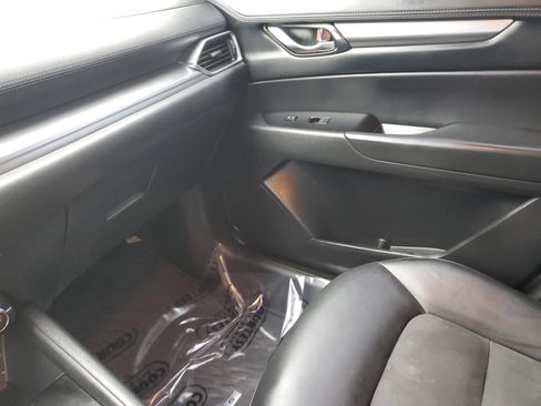 Used 2019 MAZDA CX-5 Touring image 26