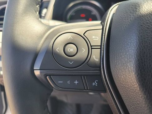 Used 2022 Toyota Camry SE FWD image 27