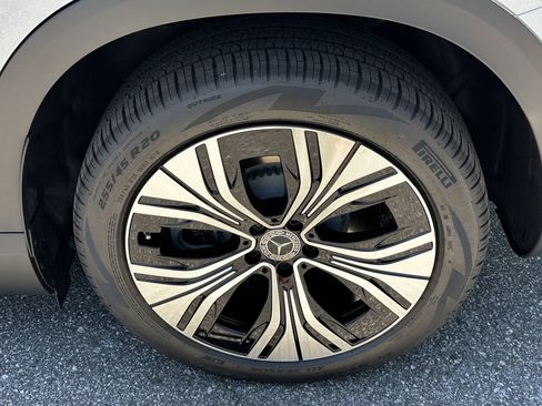 New 2026 Mercedes-Benz EQE 320 4MATIC SUV image 23