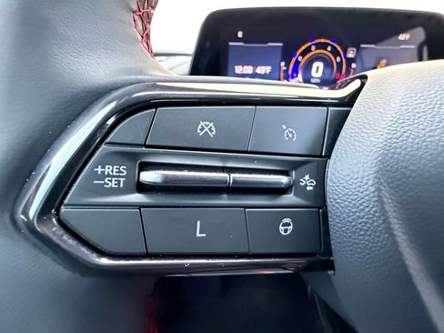 Used 2025 Chevrolet Traverse RS w/ LPO, Floor Liner Package image 24