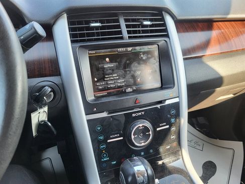 Used 2014 Ford Edge Limited w/ Vision Package image 16