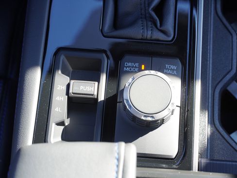 New 2026 Toyota Tundra Platinum w/ Tow Tech Package image 38