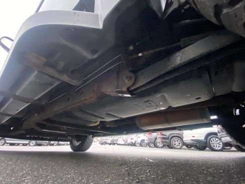 Used 2012 Chevrolet Avalanche LTZ image 40