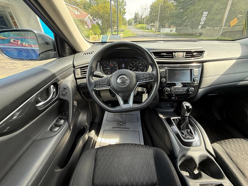 Used 2018 Nissan Rogue S FWD image 37