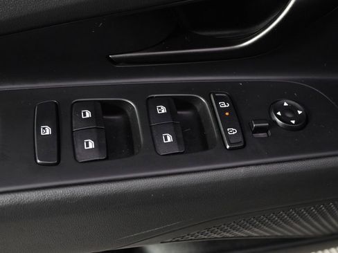 Used 2025 Hyundai Elantra N Line image 23