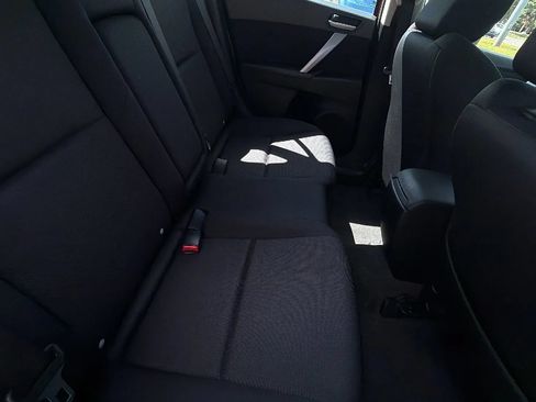 Used 2011 MAZDA MAZDA3 s Sport FWD image 15