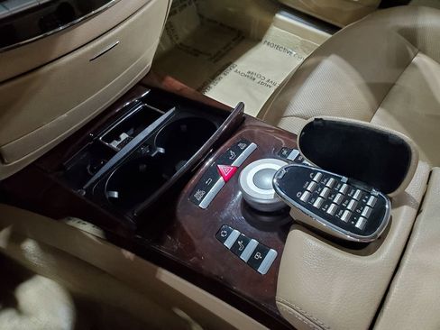 Used 2011 Mercedes-Benz S 550 image 34
