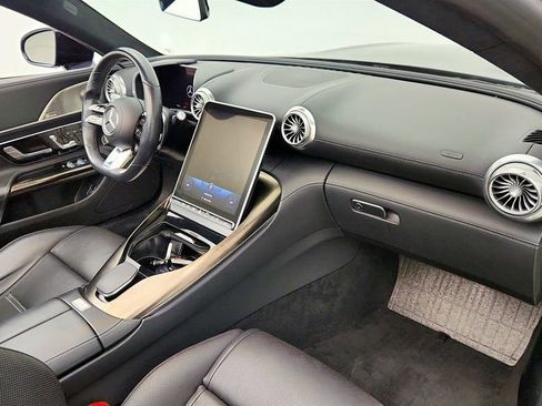 Used 2022 Mercedes-Benz SL 55 AMG 4MATIC image 24