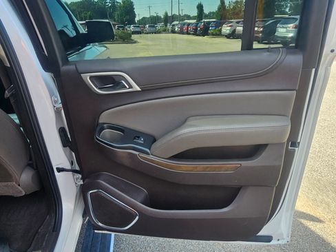 Used 2019 GMC Yukon XL Denali w/ Denali Ultimate Package RWD image 7