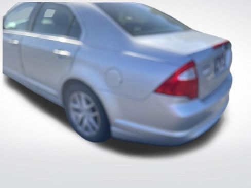 Used 2010 Ford Fusion SE FWD image 6