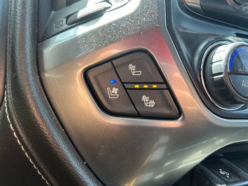 Used 2018 Chevrolet Silverado 1500 LTZ w/ Sport Package AWD/4WD image 29