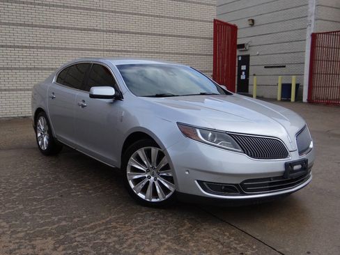 Used 2013 Lincoln MKS AWD image 35