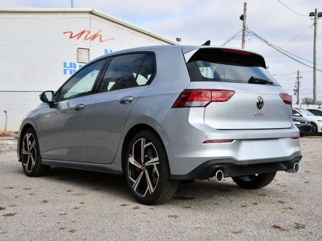 New 2026 Volkswagen GTI SE FWD image 5