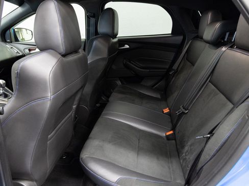 Used 2017 Ford Focus RS image 8