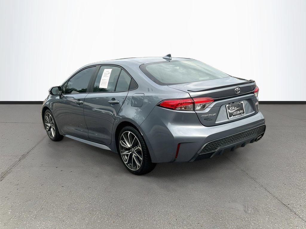 Used 2022 Toyota Corolla SE FWD image 4