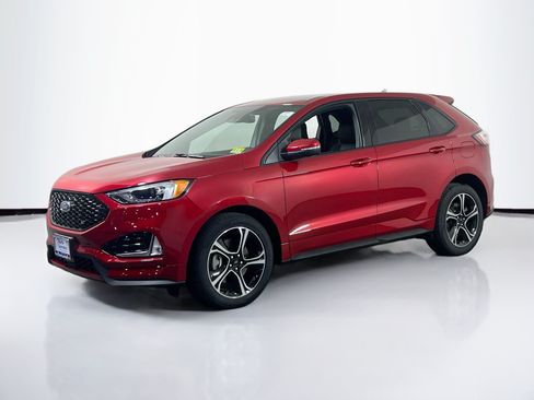 Used 2020 Ford Edge ST w/ Cold Weather Package AWD/4WD image 1