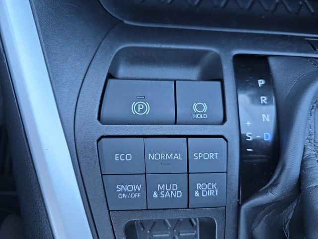 Used 2023 Toyota RAV4 XLE w/ Convenience Package AWD/4WD image 33