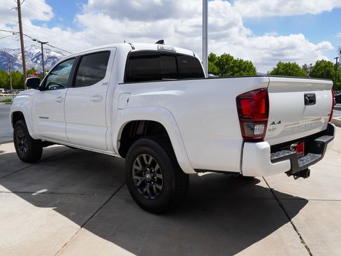 Used 2023 Toyota Tacoma SR5 w/ Technology Package AWD/4WD image 6