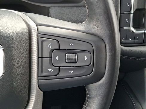 Used 2022 GMC Yukon Denali AWD/4WD image 22