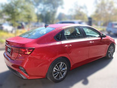 Certified 2023 Kia Forte LXS image 9