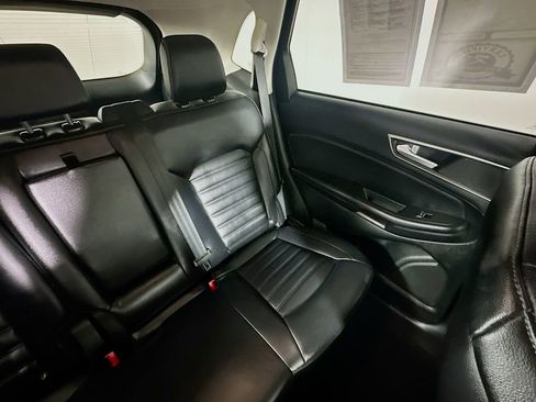 Used 2022 Ford Edge SEL image 14
