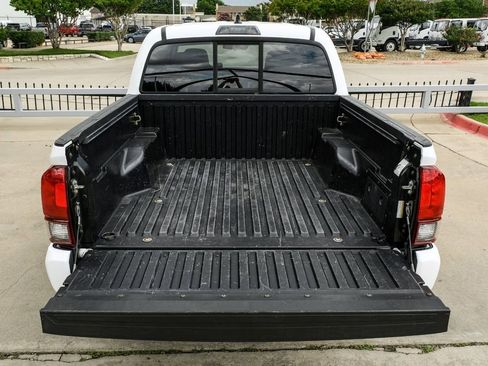 Used 2020 Toyota Tacoma SR w/ SR Convenience Package RWD image 51
