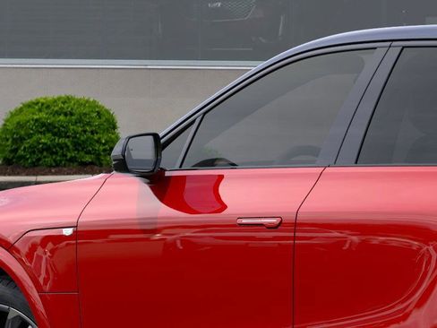 New 2026 Cadillac Lyriq V w/ LPO, Floor Liner Package image 12