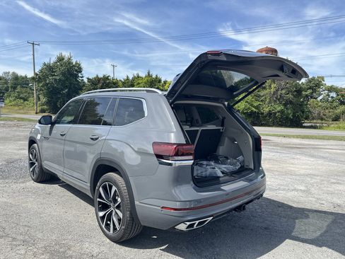 New 2026 Volkswagen Atlas SEL Premium R-Line image 31