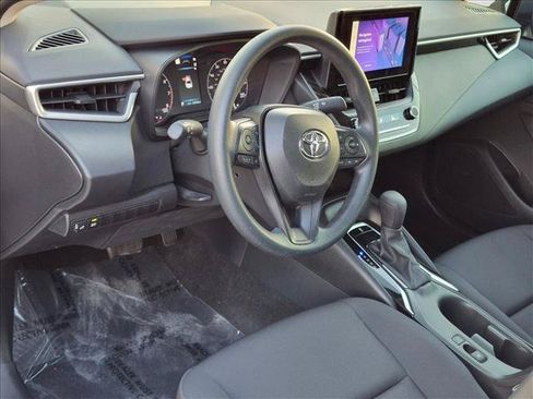 Certified 2023 Toyota Corolla LE FWD image 9