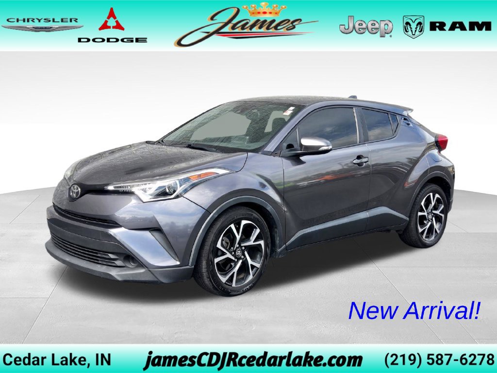 Used 2019 Toyota C-HR XLE FWD image 1