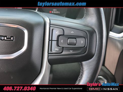 Used 2022 GMC Sierra 3500 Denali w/ Denali Black Diamond Edition AWD/4WD image 32
