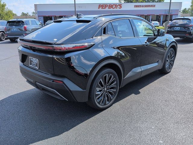 Used 2026 Toyota C-HR AWD/4WD image 7
