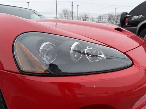Used 2003 Dodge Viper SRT-10 image 10